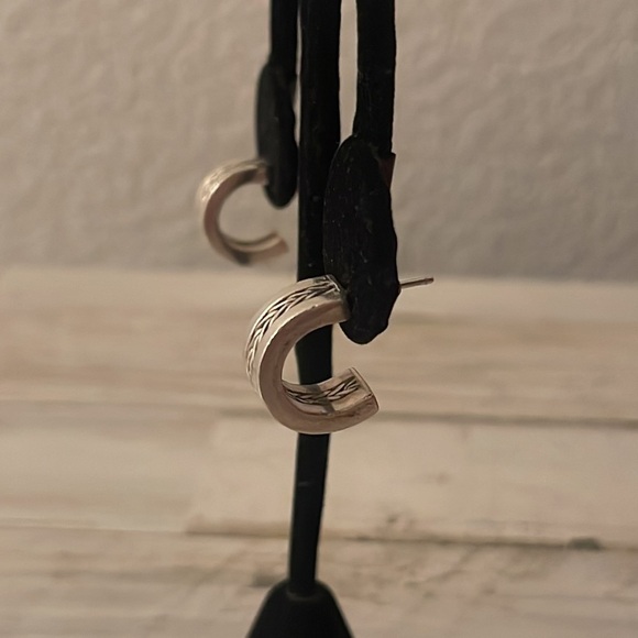 Lois Hill Silver Braided Half Hoop Earrings. - Picture 6 of 6